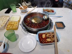 -蛙两只美蛙鱼头火锅(恒茂店)