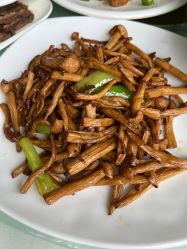 -鑫淼餐饮娱乐中心(江东街店)