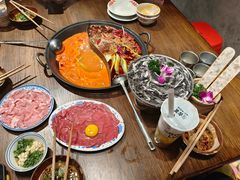 -萍姐火锅·公路夜市(武汉首店)