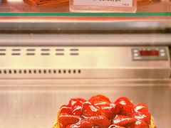 草莓奶酪蛋糕-凯宾美食廊Kempi Deli·凯宾斯基饭店(亮马桥路店)