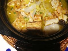 鲜虾豆腐煲-印巷里主题餐厅(马鞍山店)