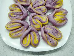 -爱月宝月嫂·育儿嫂(哈尔滨总店)