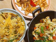 -巴依兄弟西域美食(机场店)