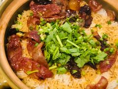 腊味煲仔饭-椰子营·椰子鸡火锅(万象里店)