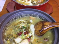 -周鱼小馆石锅酸菜鱼(活力汇店)