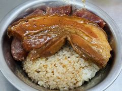 -梁阿婆廿年老牌扣肉糯米饭