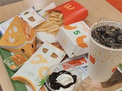 -麦当劳(杭州西湖银泰百货店)