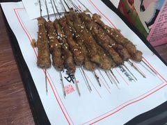 -肥肥虾庄·金牌油焖大虾(汉口城市广场店)