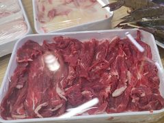 -杨老板·海鲜集市火锅·鲜切牛肉(中防万宝店)