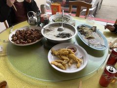 -雪湖煜辰鱼头老店(雪野湖店)