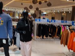 -BIGOFFS 超级折扣(仁恒伊势丹店)