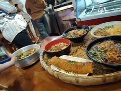 -爆炸头阿姨小四川正宗川味小吃(无任何分店)