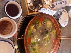 -阿婆情腊排骨火锅(金虹路店)