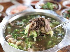 跷脚牛肉-谢老五跷脚牛肉·非遗传承店