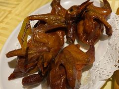 驰名石岐乳鸽-石岐佬中山菜馆(张溪店)