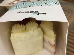 -Dough&Joe团憩(瑞虹天地月亮湾店)