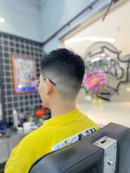 -Devilhands Barbershop男士理容店