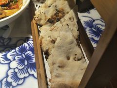 -卢大鲜鱼头捞饭(美利广场店)