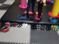 -嘿哟动霸CHUA·新潮玩运动娱乐中心·蹦床滑冰团建乐园