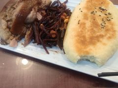 -聚首堂·特色小吃·肘子(什刹海德胜门店)