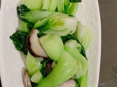 香菇炒菜心-渝信川菜(西单店)