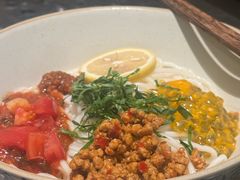 -粉八·云南米线·建水烧烤(常熟路店)