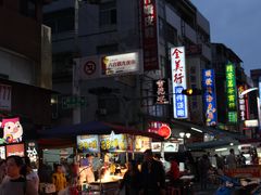 -六合夜市