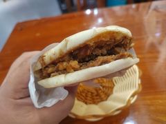 腊汁肉夹馍-西安手工软面(浦东南路店)