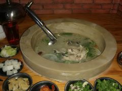 -七采菌园·石锅鱼野生菌火锅(环城北路店)