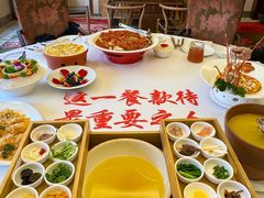 -云南荟·湖畔领宴(领事馆店)