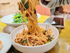 弥渡酸菜凉米线-一坐一忘云南菜(卓悦中心)