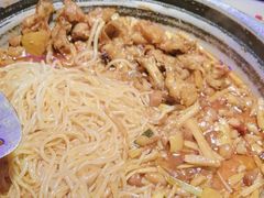 -蛙小侠·沸腾砂锅牛蛙(增城东汇城店)