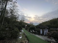 -江南天池高山汤泉城