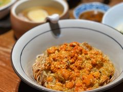 蟹黄金拌面-蟹黄鱼·深夜面馆(巨鹿路店)