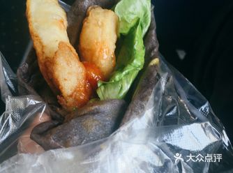 咱临淄人就是实在，一个煎饼果子就五块