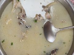 -雪湖煜辰鱼头老店(雪野湖店)
