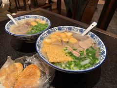 小潘特色鸭血粉丝汤-小潘记鸭血粉丝汤