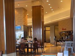 -亚龙湾希尔顿自助餐厅·海鲜·烧烤·沙滩BBQ·现场乐队