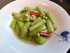 -江宴渔村·鱼鲜土菜(紫荆广场店)