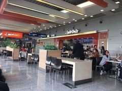 -东方既白(上海浦东国际机场)