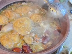 -东记炭炉·海鲜鸡煲(龙华店)
