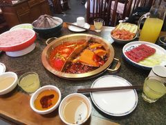 -小天鹅火锅·一线江景洪鼎旗舰店(洪崖洞店)