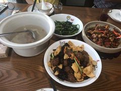 -万小金辣椒炒肉(抚河南路店)
