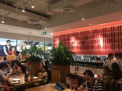 大堂-必胜客(百联又一城店)