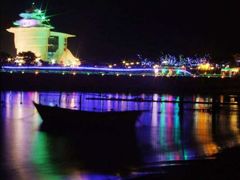 -北戴河碧螺塔海上酒吧公园