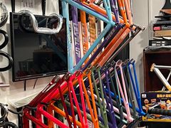 -胡子渣渣死飞单车工作室(龙缘花园店)