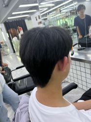 -宫铭烫发染发接发店
