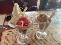 -古老冰山特色冰淇淋店(艾提尕尔店)