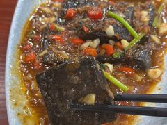 -湖南人家湘菜馆(镇江路店)
