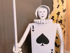 -爱丽丝冒险奇遇记